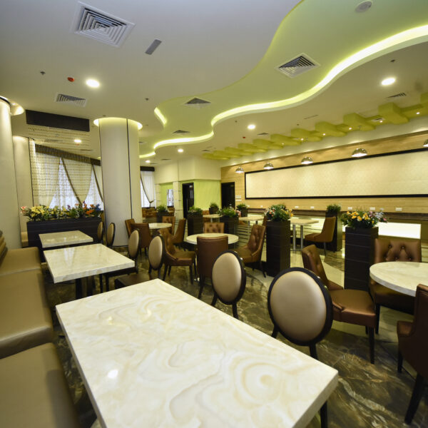 Coffee shop 600x600
