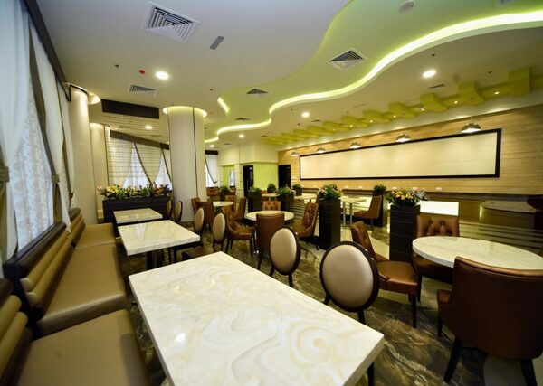 Coffee shop Copy 1 600x427